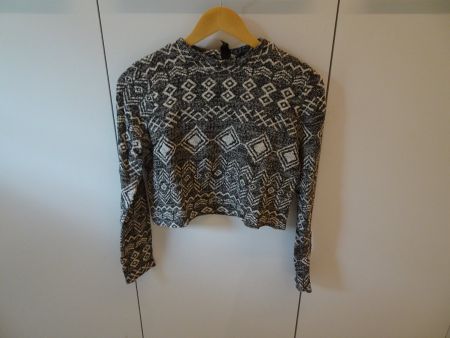 Weiss-Schwarzer Strickpulli Forever 21 Gr. S - 260213