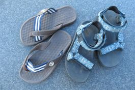 TEVA Sandalen + Flipflops 2 Paar Grösse 20
