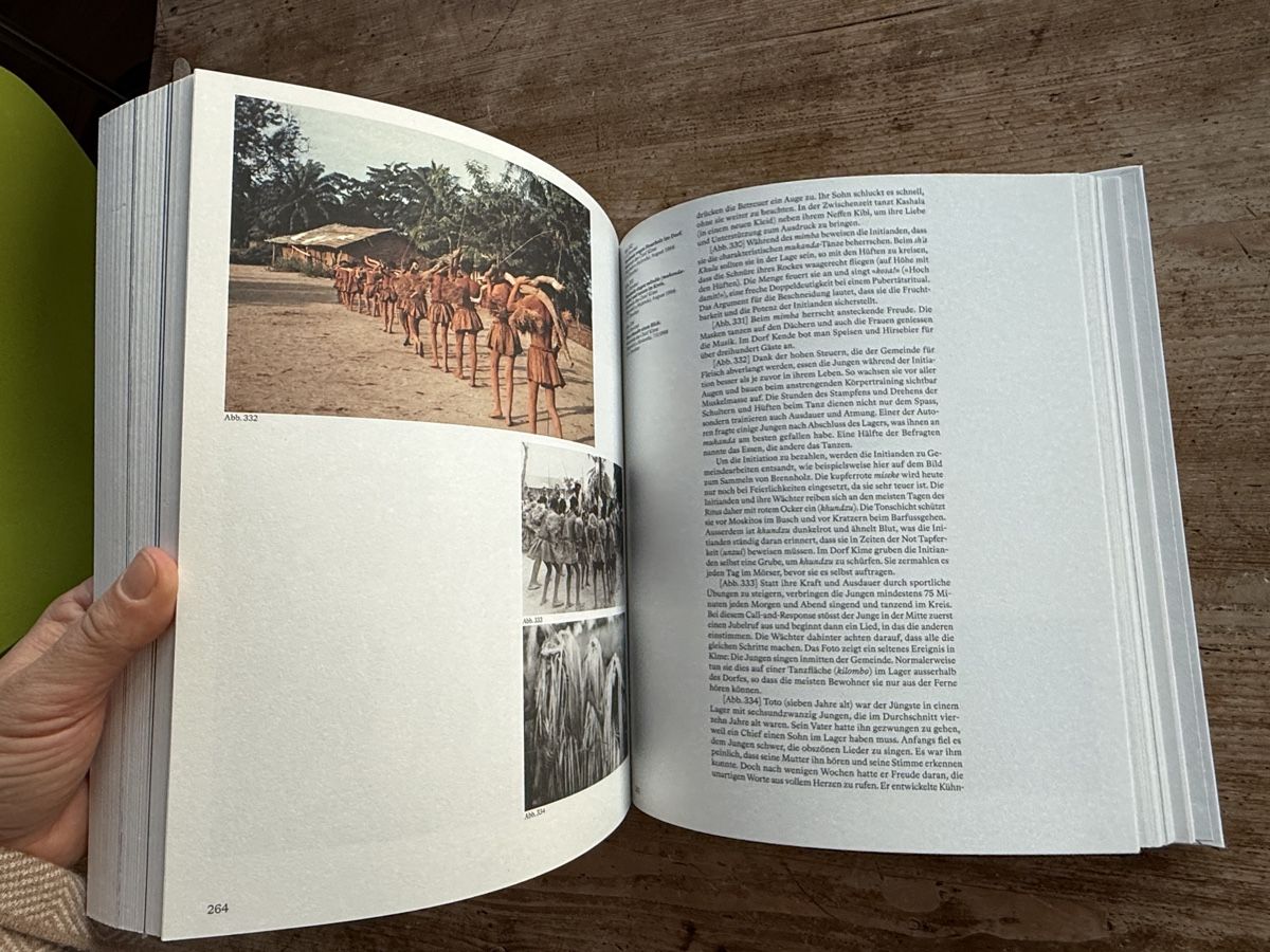 Libri: Fiktion Kongo: Kunstwelten, Top Zustand – Usato da Ennetbaden venduto da mapa05 6
