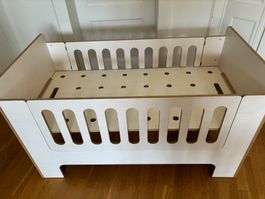 Schönes Baby/Kinderbett, hochwertiges Design