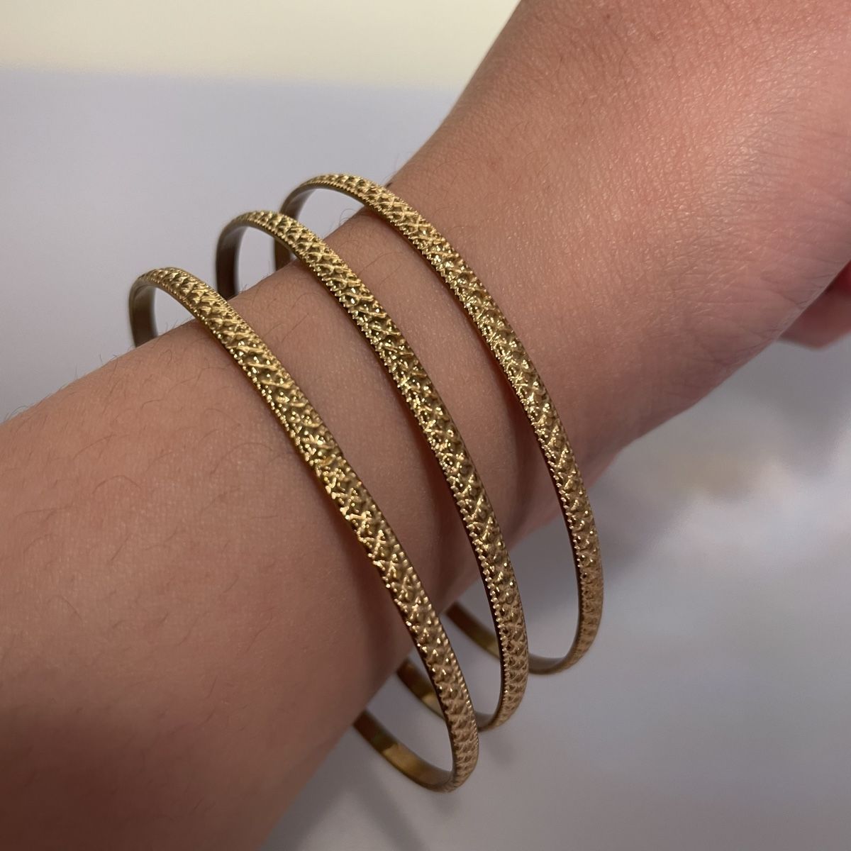 Bracciali & Braccialetti: Armreifen, gold, 3Stk. – Usato da Bellach venduto da Lapislazuli_blues 1