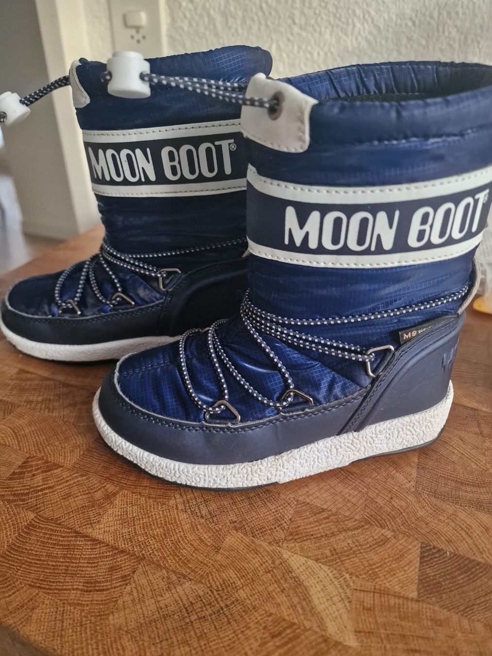 Moon Boot Scarpe per ragazzi: Moon Boot Grösse 28 Winterstiefel – Usato da Seftigen venduto da G00 2