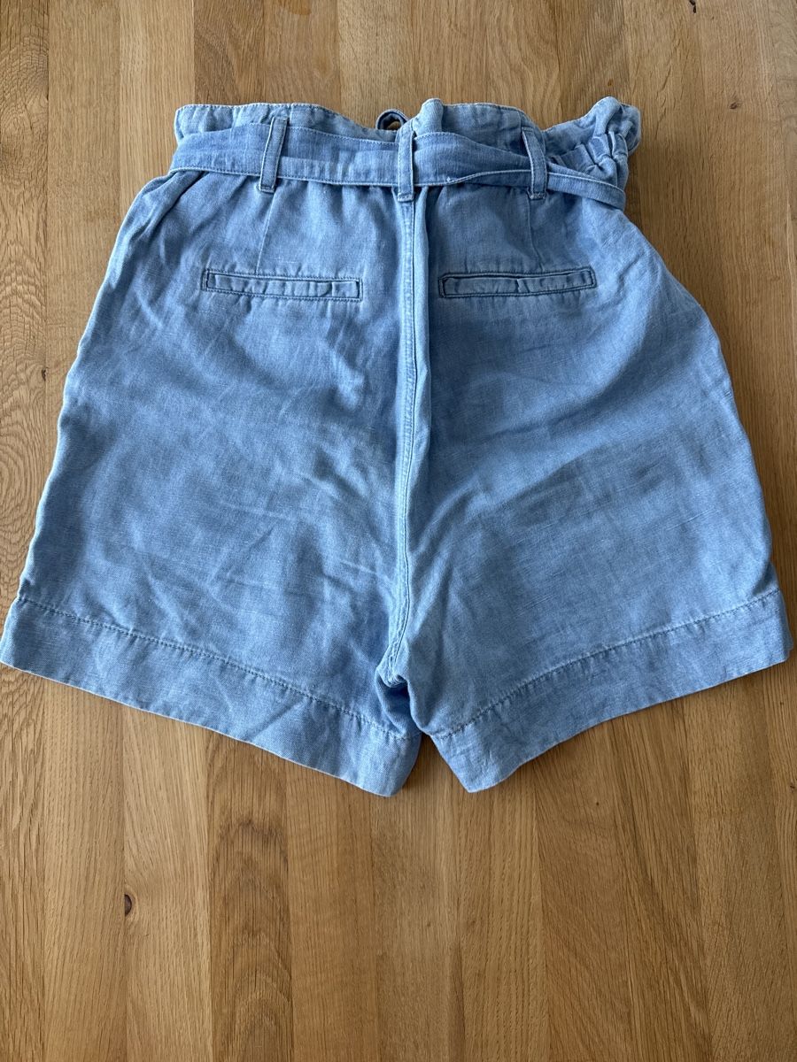 Esprit Jeans: Sommerliche Esprit Short Gr. 27 – Usato da Wil SG venduto da manjakatharina 2