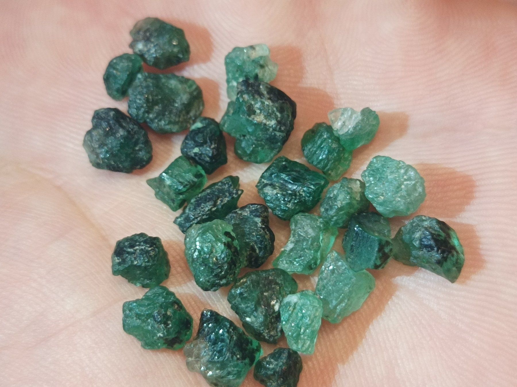 Pietre preziose: 26 Emerald - Brazil - 7.93Gr – Nuovo (secondo la descrizione) da Inden venduto da Eduardo883 1