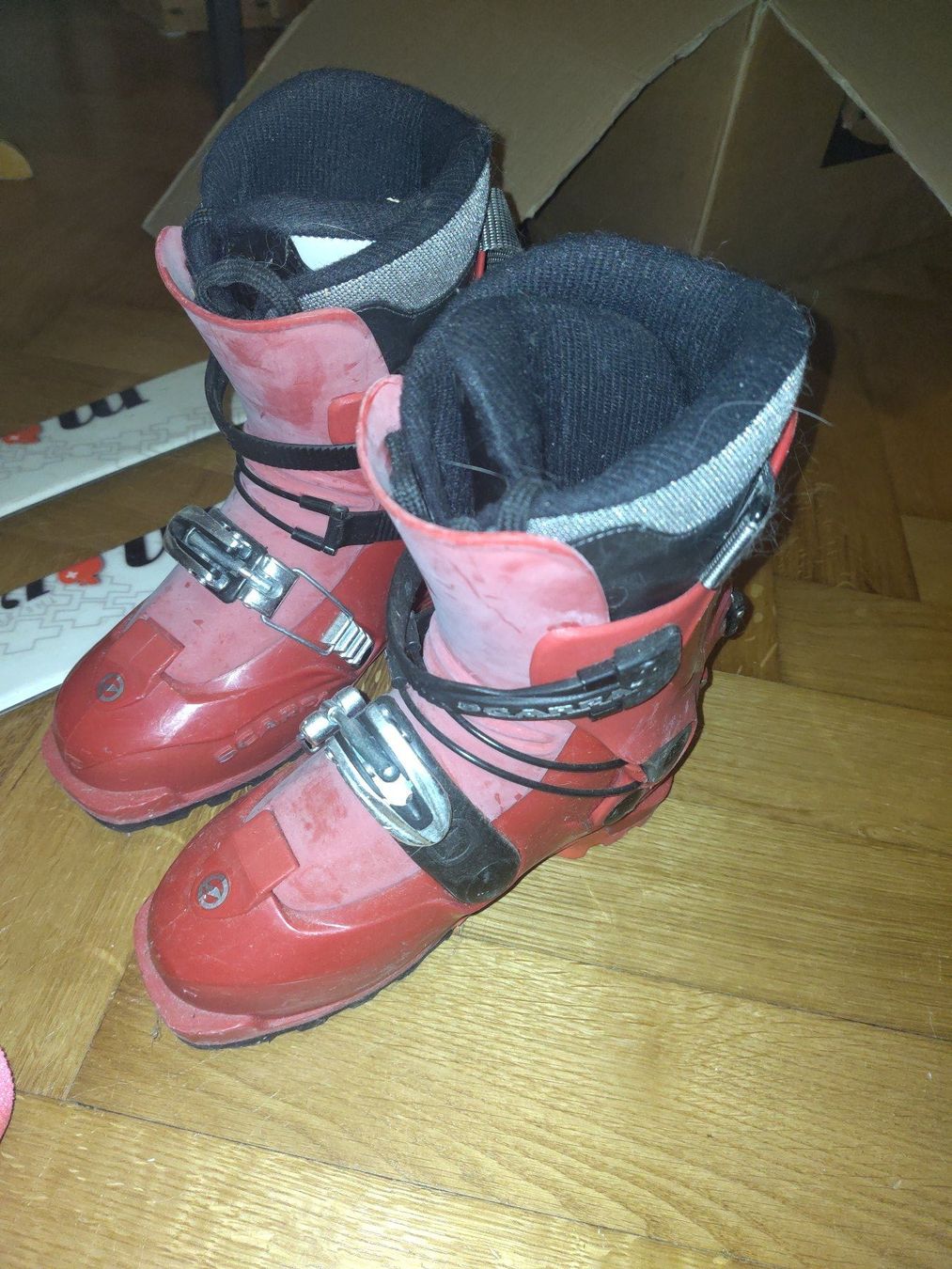 Skis: Skitourenaustrüstung – Gebraucht aus Bern von eps_qm9d 1