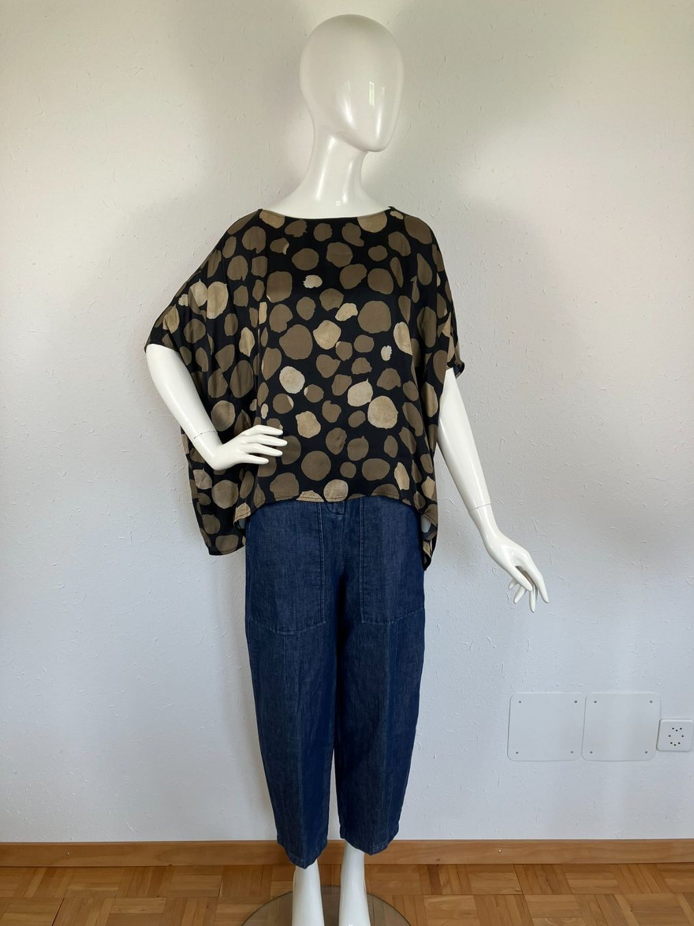 Manila Grace Chemisiers: Manila Grace Oversize Bluse Gr.38 – D'occasion à Laupen ZH par kar_lfz6 1