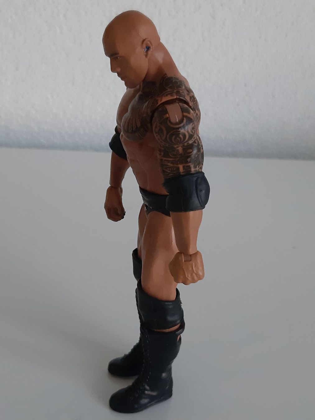 WWE Statuette: WWE Basic Series Action Figure - The Rock 2017 – Usato da Buchs SG venduto da Bray_Law 1