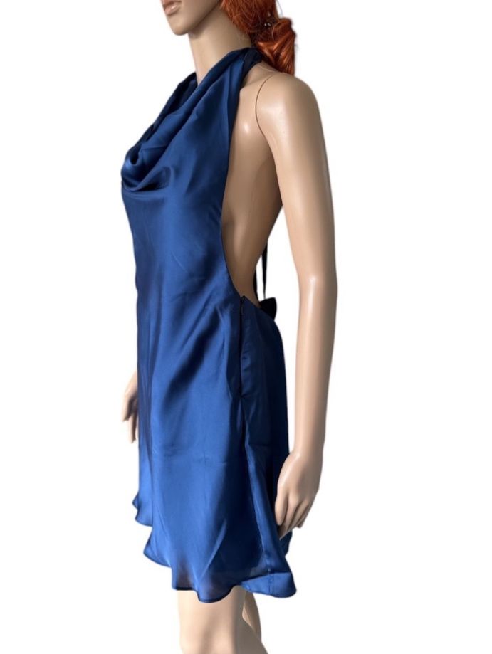 Vestiti: Robe satinée bleue nuit – Usato da Vuisternens-Romont venduto da gol_xp6p 2