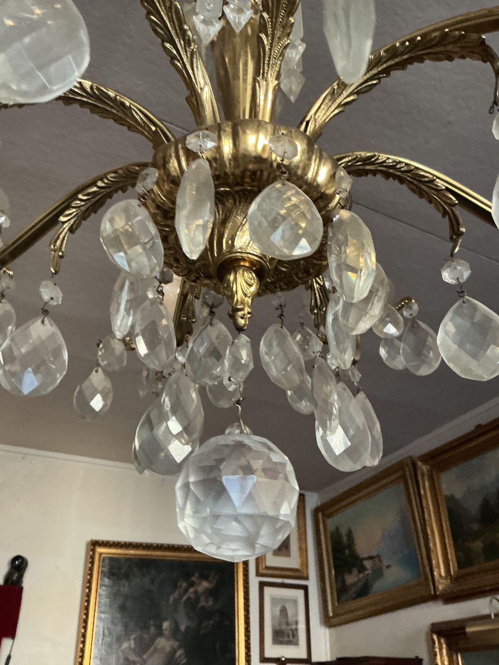 Lampadari & plafoniere: Grosser Leuchter mit schönem Behang – Usato da Bern venduto da vielerart 7