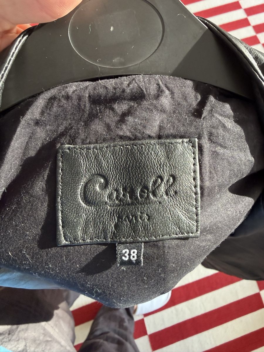 Caroll Jacken: Caroll Leather Jacket Black Size 38 good condition – Gebraucht aus Buchs SG von ayt_87vv 2