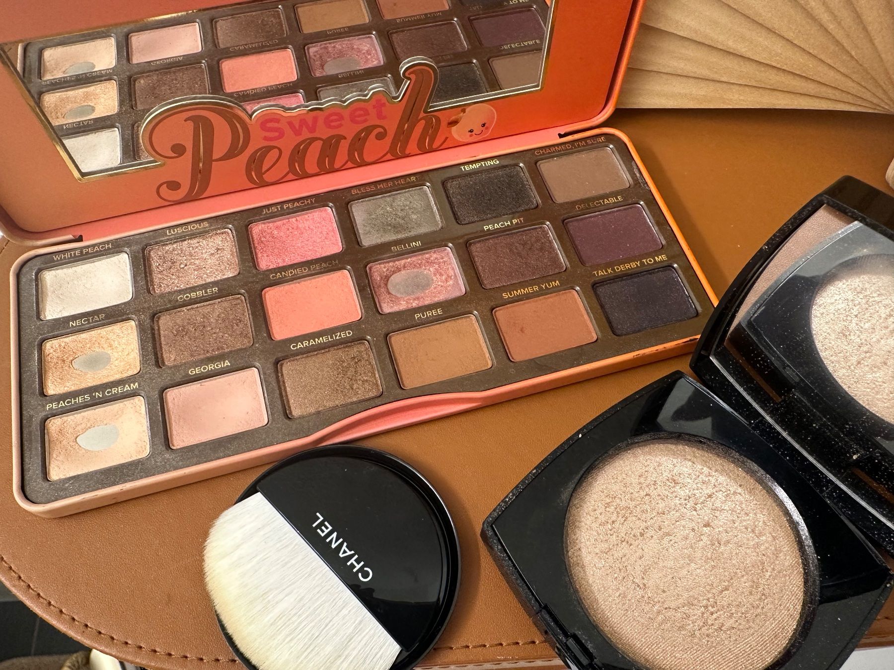 Chanel Make-up: Makeup Bundle-Chanel, YSL, Too Faced, Gucci – Usato da Basel venduto da iulia_haul 1