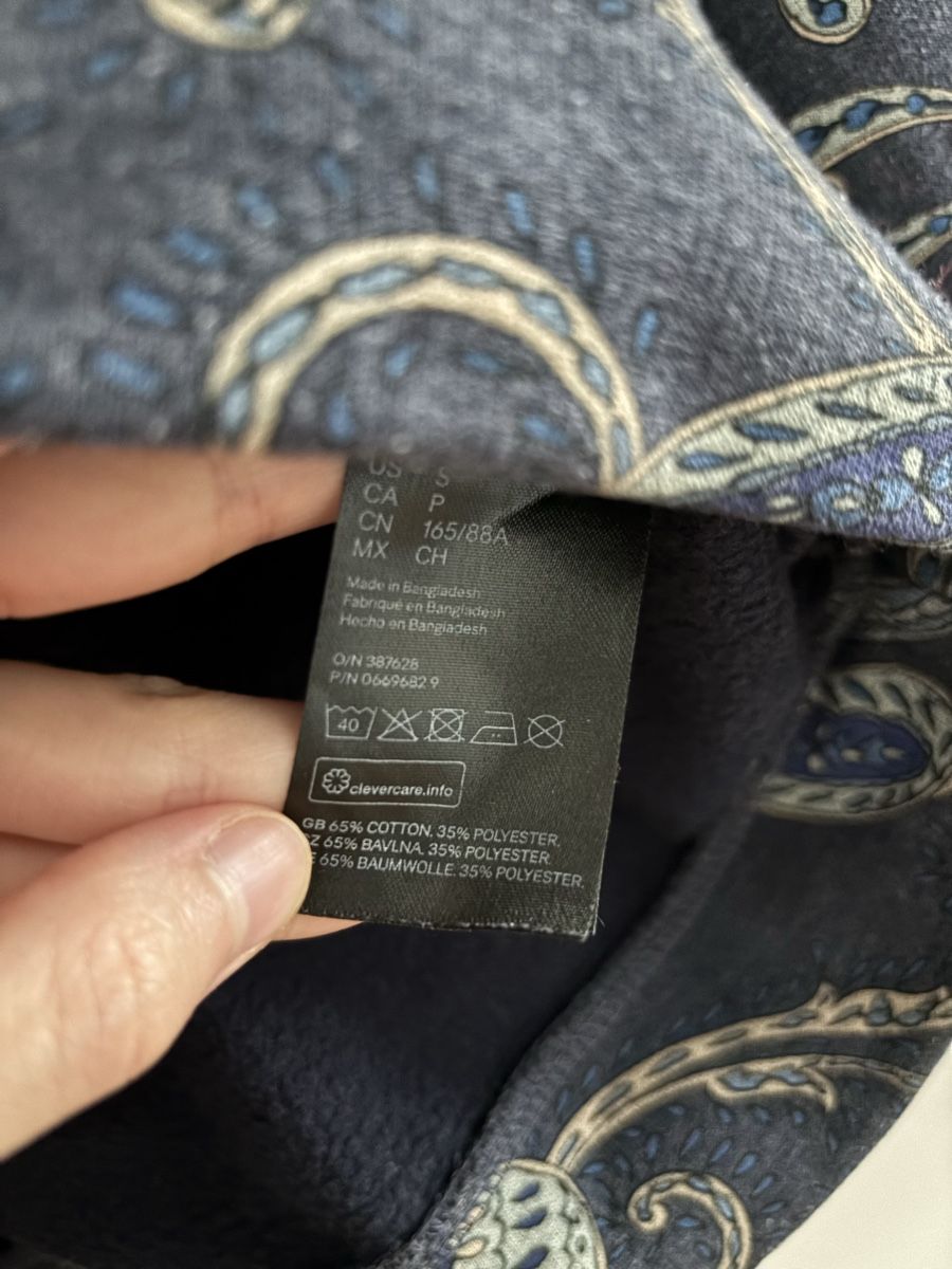 Maglioni & Felpe: Dunkelblauer H&M Pullover mit elegantem Paisley-Muster – Usato da Luzern venduto da aloevira 2