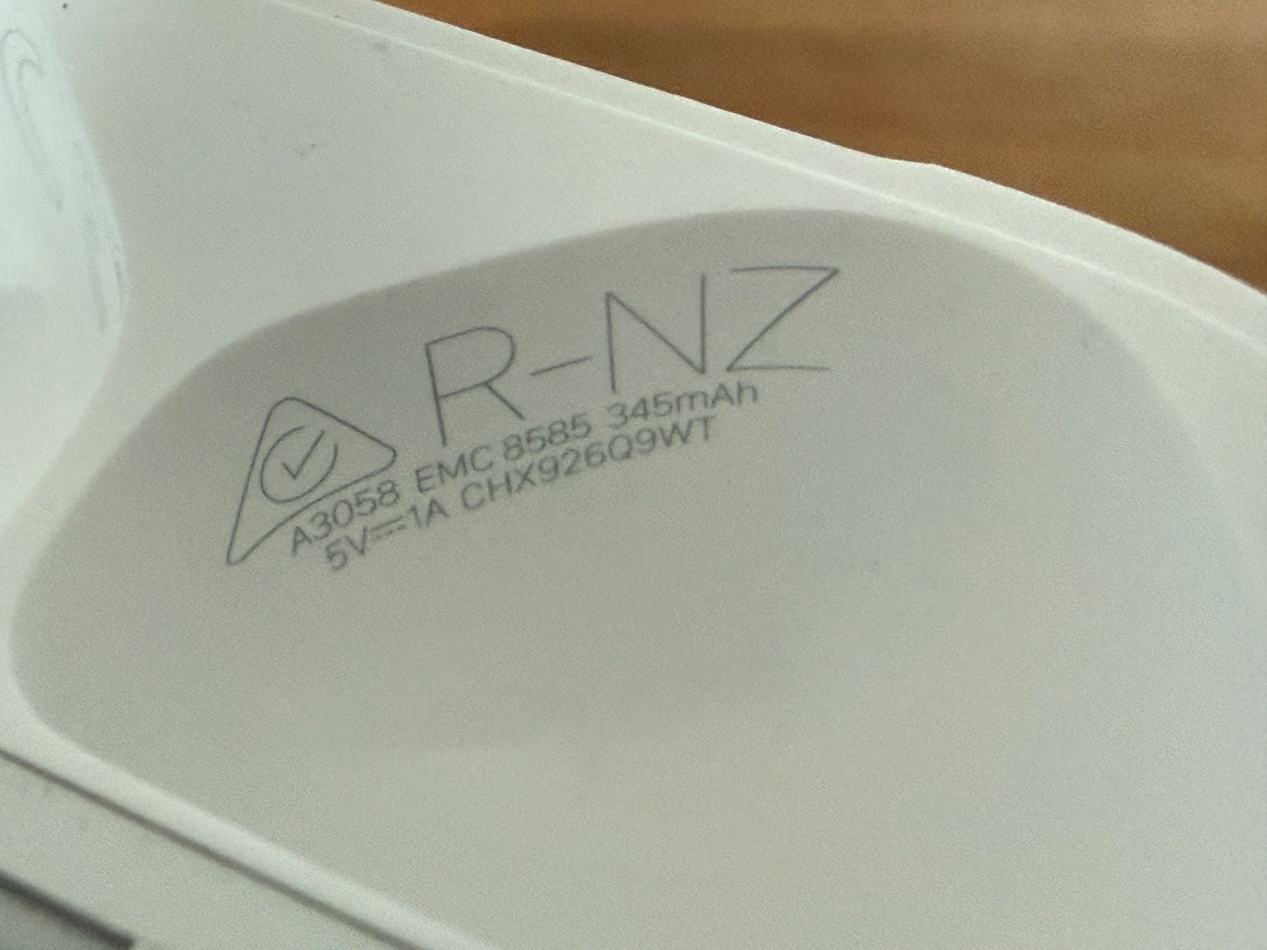 Apple Kopfhörer: APPLE AirPods 4 Charging Case – Gebraucht aus Lausanne von Nine1982 3