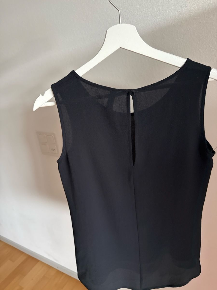 Tops: Black Tank Top, Sleeveless, Size Small - chic! – Neu (gemäss Beschreibung) aus Biel/Bienne von TanyaM02 6