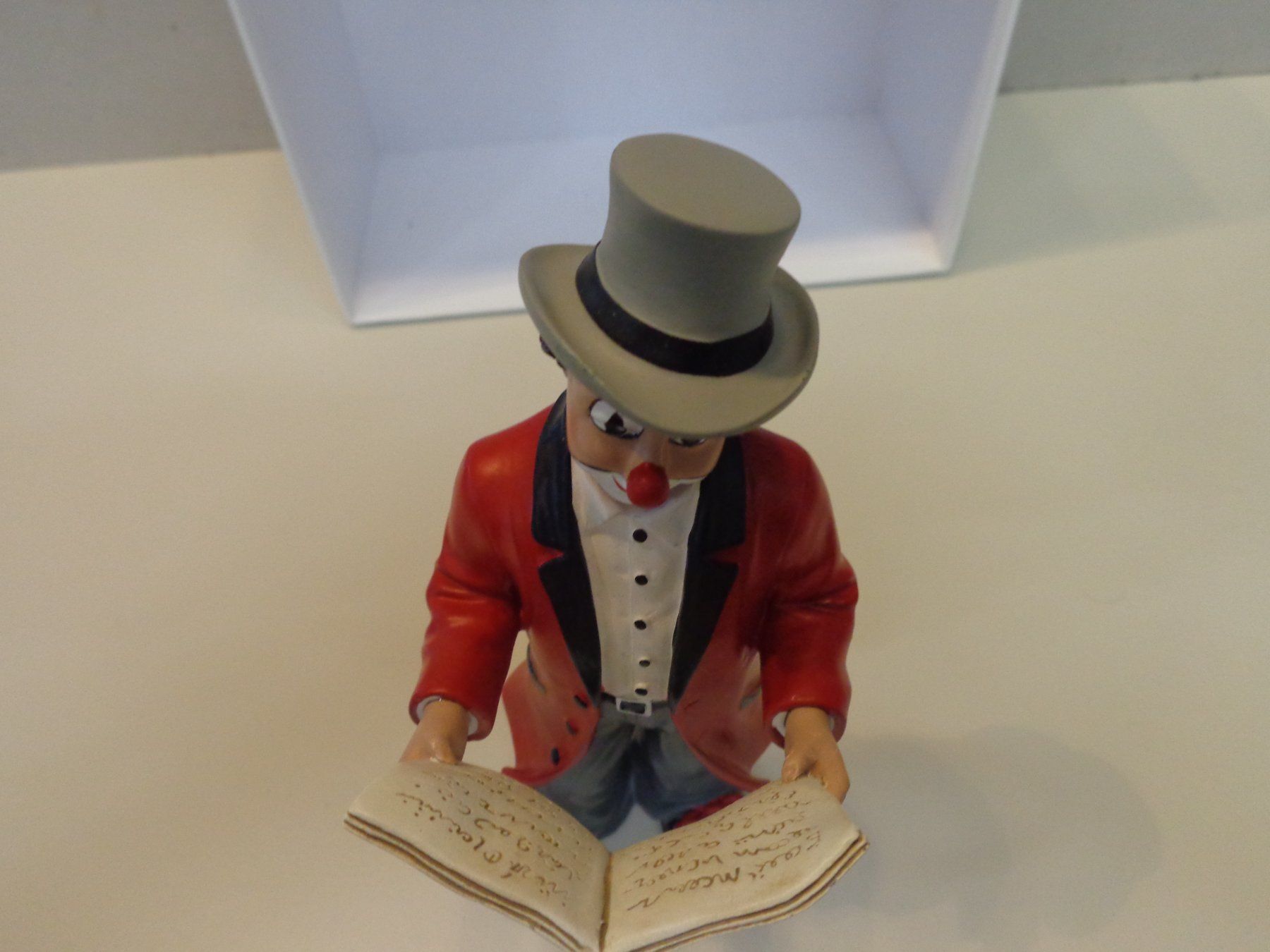 Statuette: Gilde Clown mit Buch Sonderauflage 2007 – Nuovo (secondo la descrizione) da Liestal venduto da Gecko16