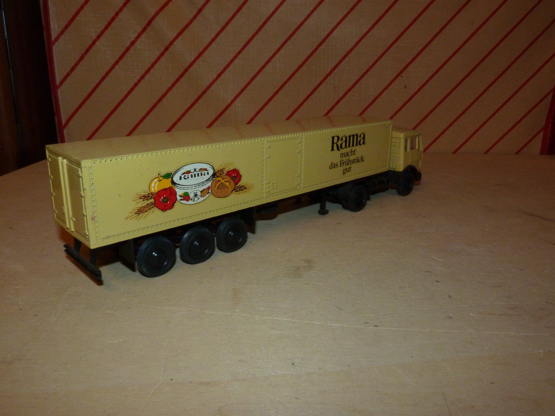 Modellautos: Sattelzug Rama 1/50 – Gebraucht aus Rudolfstetten von Rrst1968 1