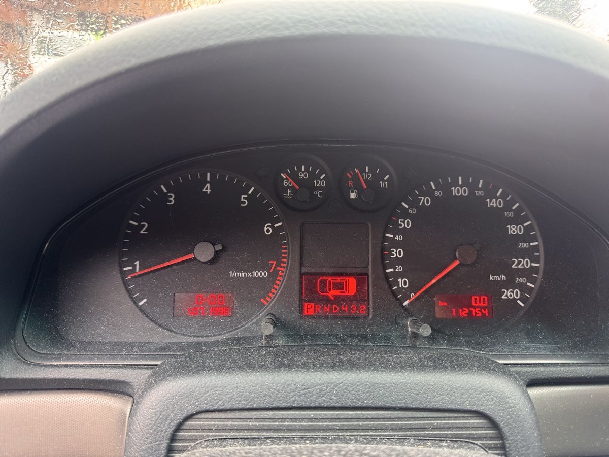 Audi Autos: Audi A4 V6 2.4 – D'occasion à Boswil par Marc_vr 4