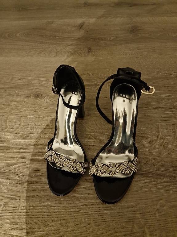 Damenschuhe: Scarpe donna – Gebraucht aus Ronco sopra ascona von moi_w9hy 1