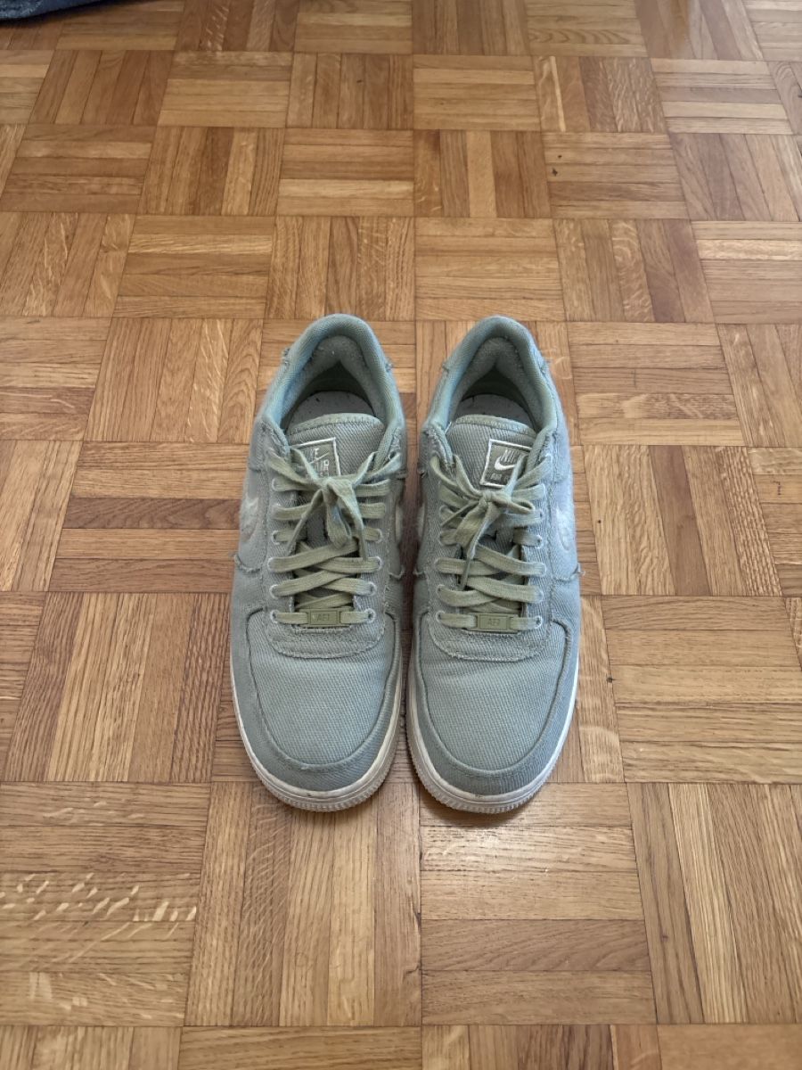 Nike Scarpe da uomo: Air force 1 light green – Usato da Lausanne venduto da emm_6wfv