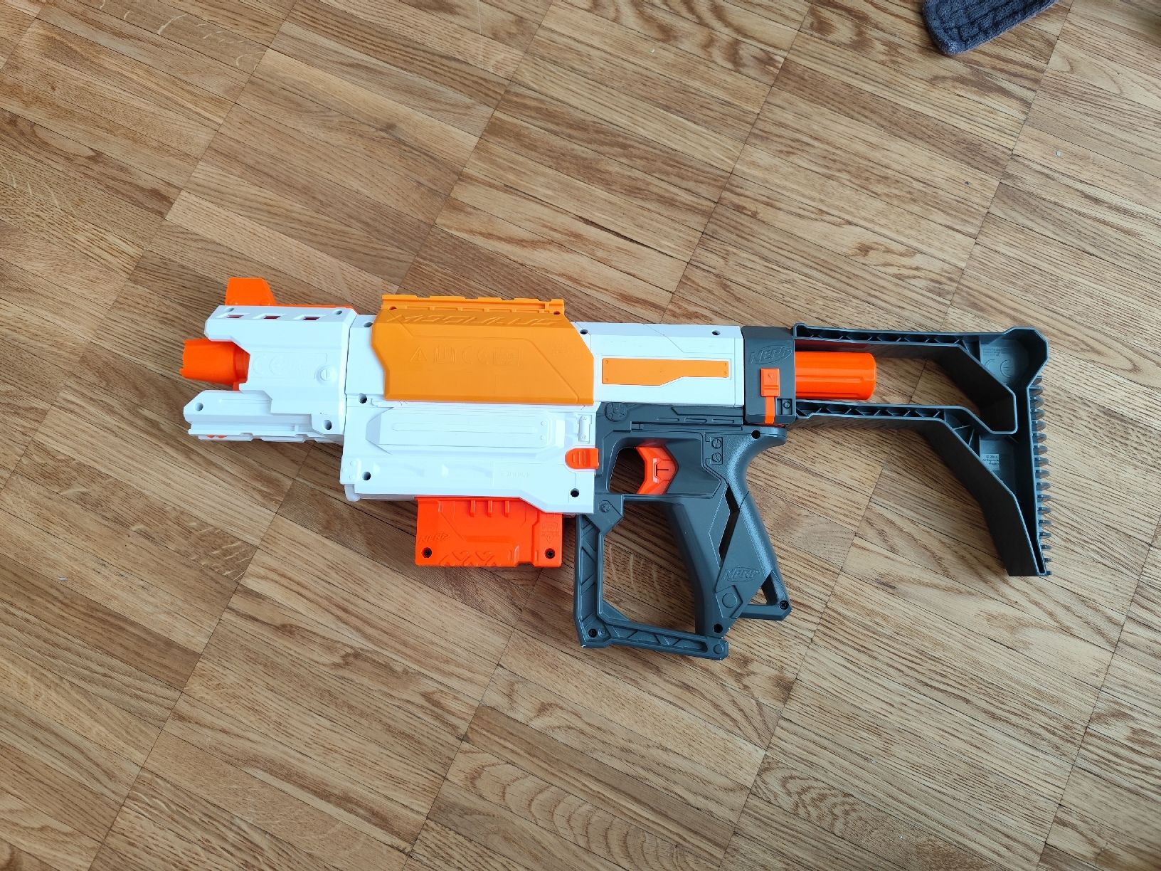 Nerf Giocattoli: Nerf Modulus Regulator mit Schulterstütze – Usato da Zürich venduto da sam_c9nd 1