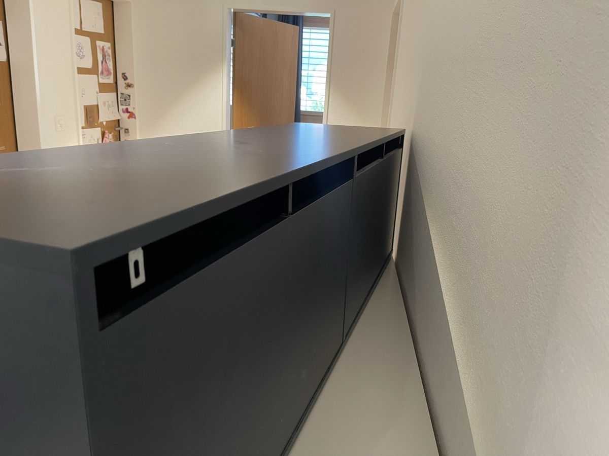 Commodes: IKEA Sideboard / Schuhkommode & TV-Möbel (Dunkelblau) – D'occasion à Oberarth par MaTla 3
