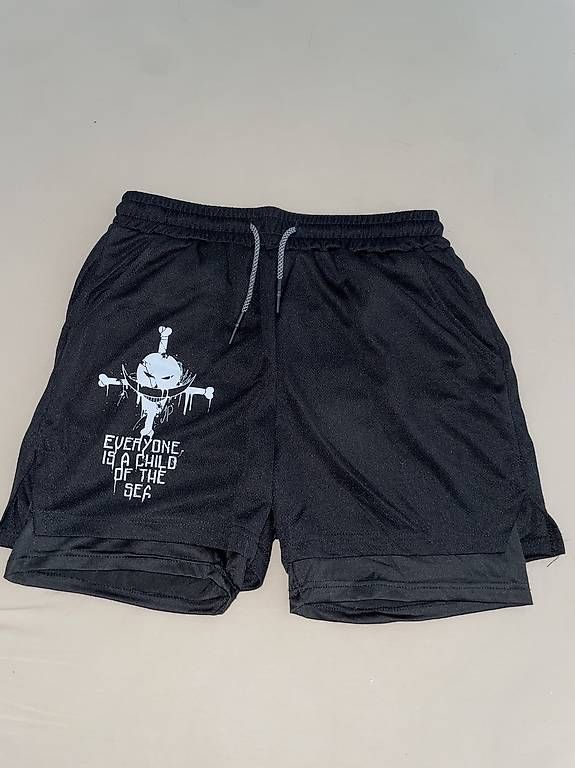 Pantalons: Whitebeard Trainingsshorts M – D'occasion à Mettmenstetten par ben_rrp2