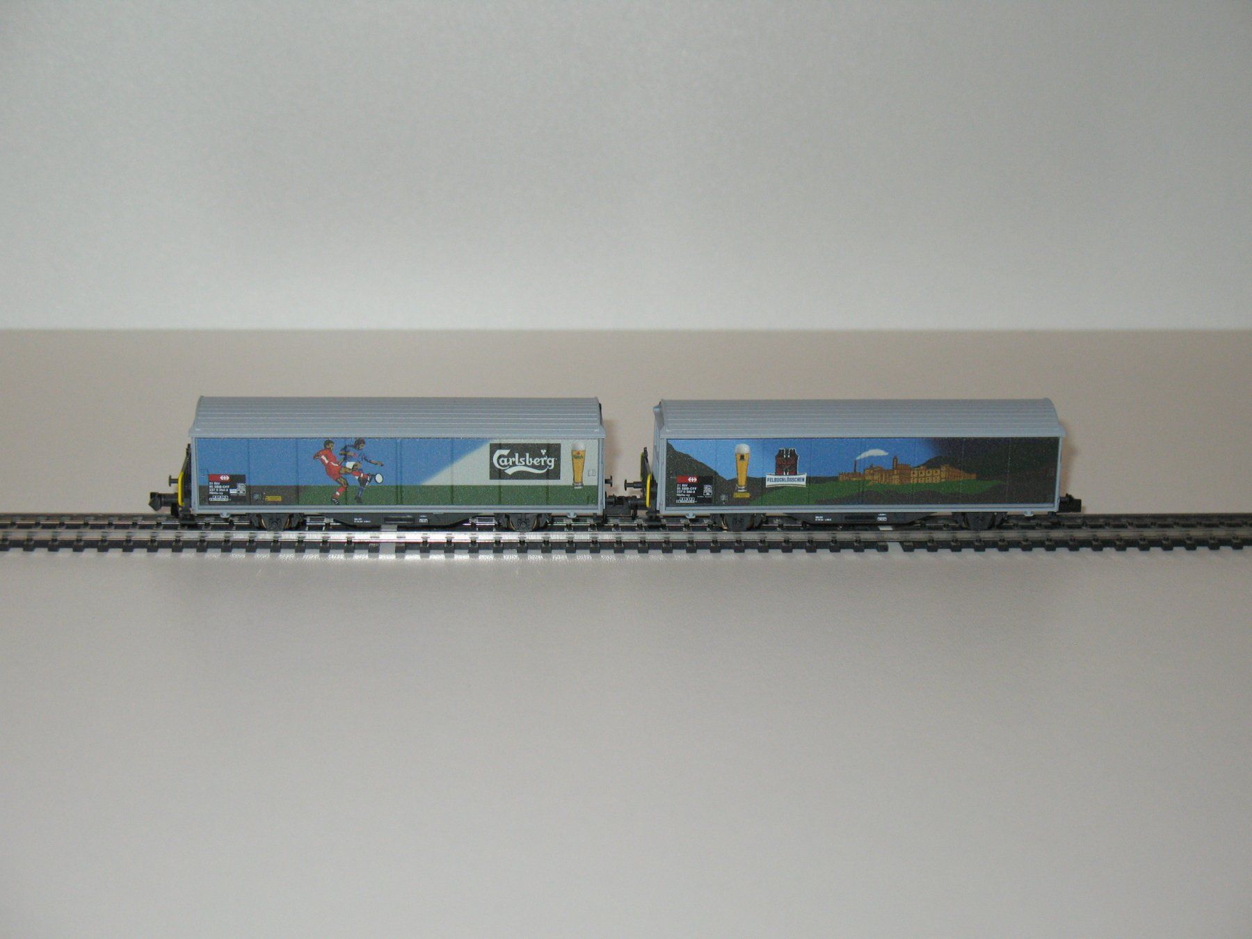 Trix Modellini di ferrovie: SBB Schiebewandwagen-Set "Feldschlösschen" N/ Minitrix 15610 – Usato da Ettiswil venduto da Caapraibex 6