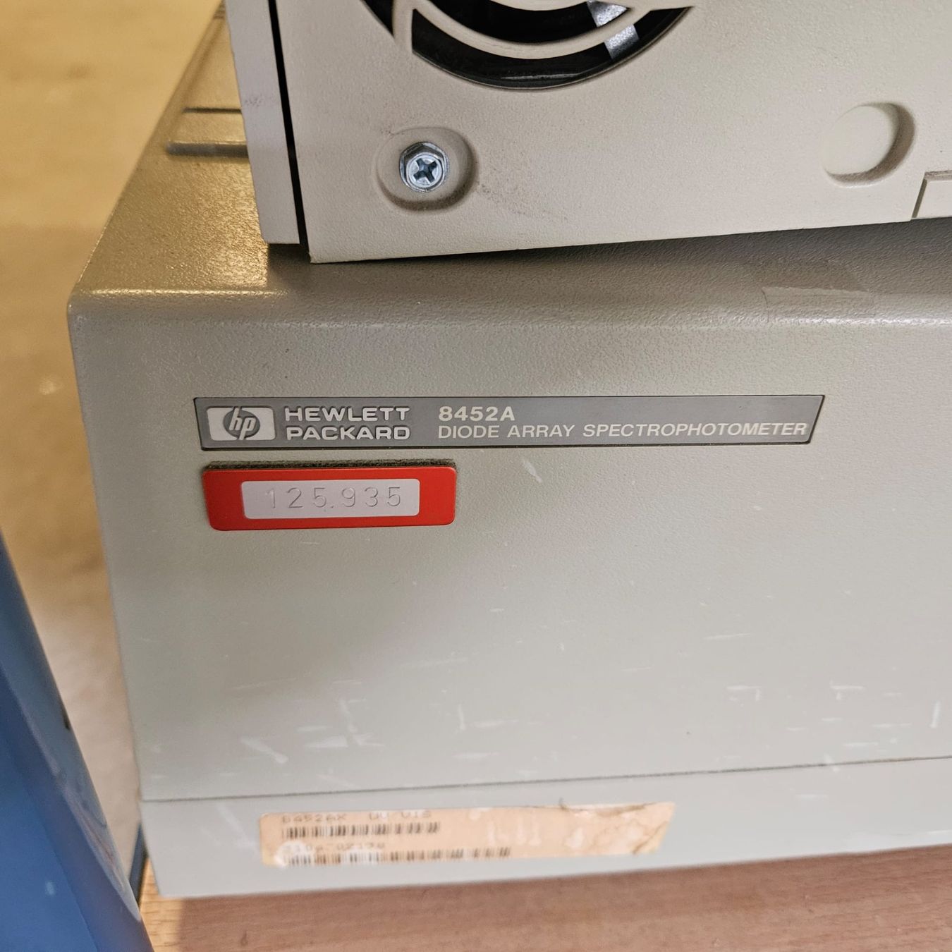 Accessori da laboratorio: HP 1090 Liquid Chromatograph/HP 8452A DAS & PC/Software – Usato da Niederdorf venduto da LeptonAG_Labor 5
