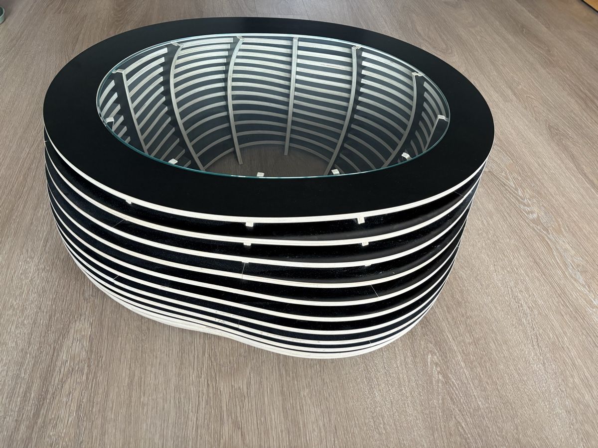 Tische: Design Couchtisch Schichtstruktur  – Gebraucht aus Staufen von ale_z6yr 1