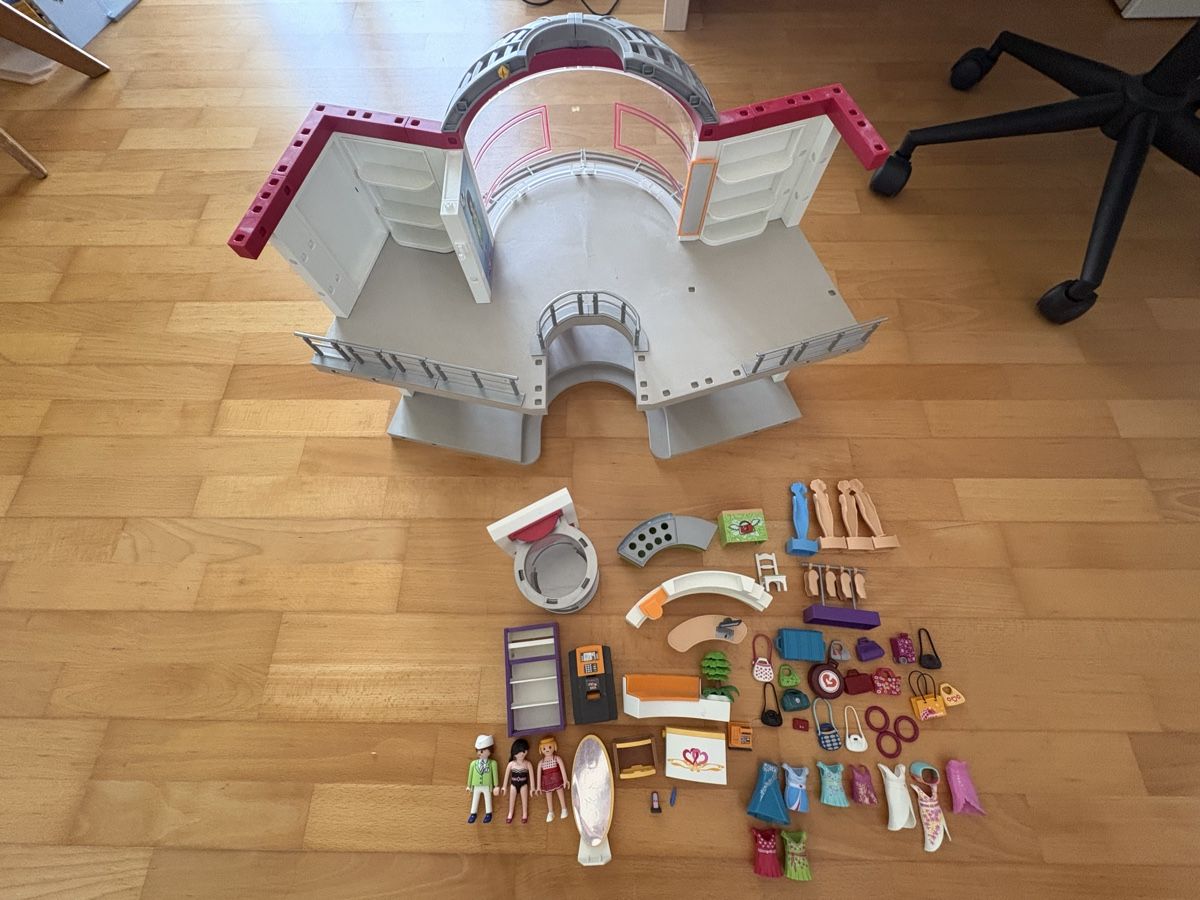 Playmobil Giocattoli: Playmobil Einkaufzentrum mit Zubehör – Usato da Illnau venduto da Hustla37 3