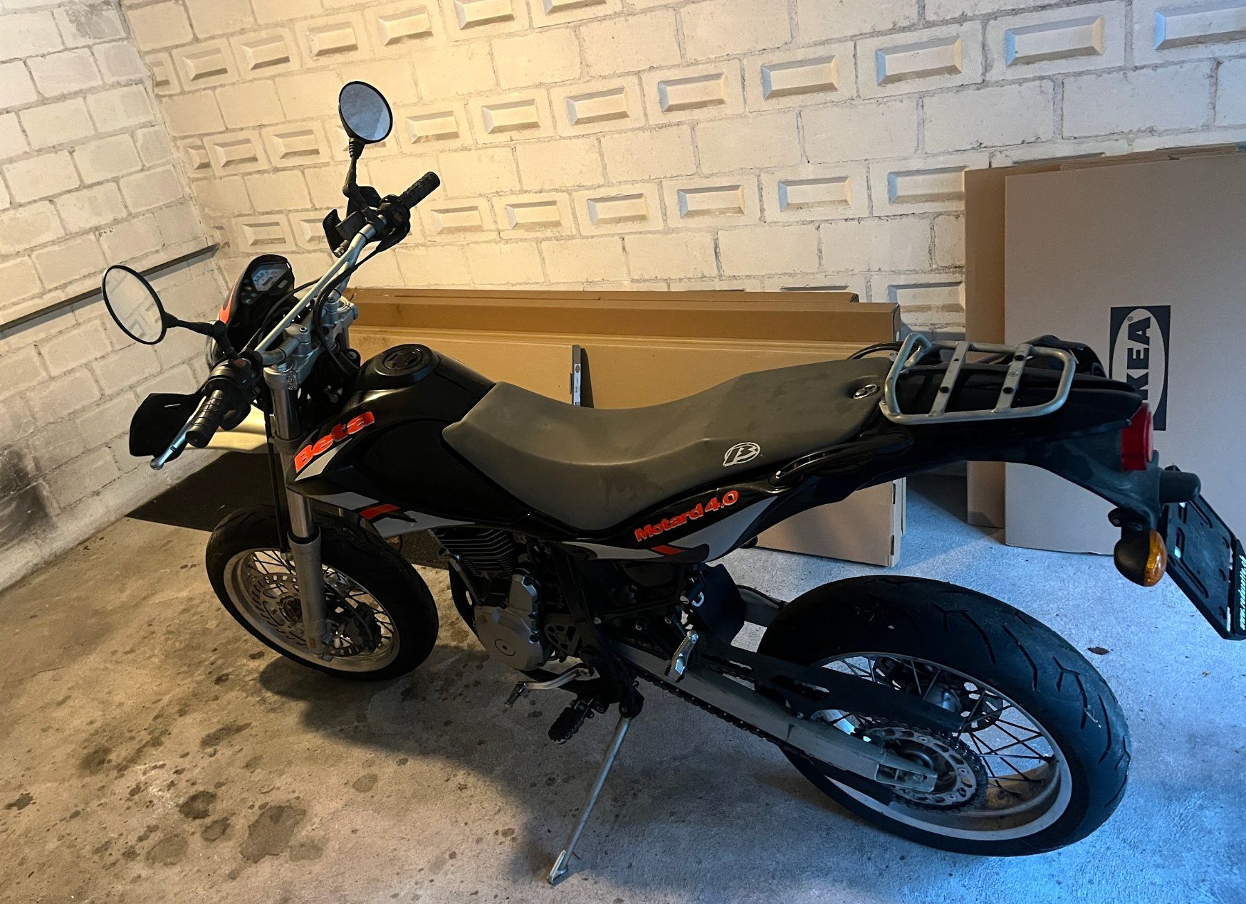 Beta Strasse: Beta Motard 4.0, Bastler.- oder Winterprojekt – Defekt aus Aarau von T.vB
