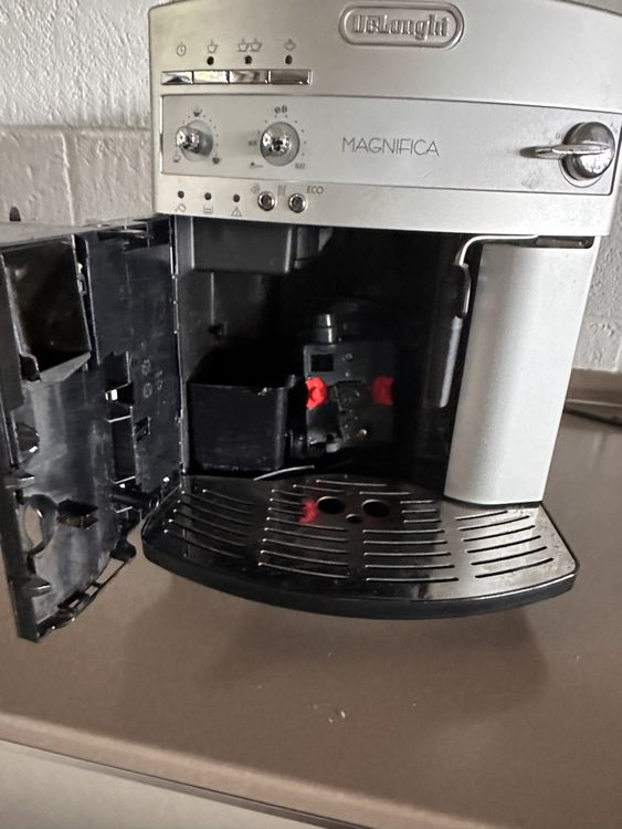 DeLonghi Magnifica Automatic Coffee Machine Kaufen auf Ricardo
