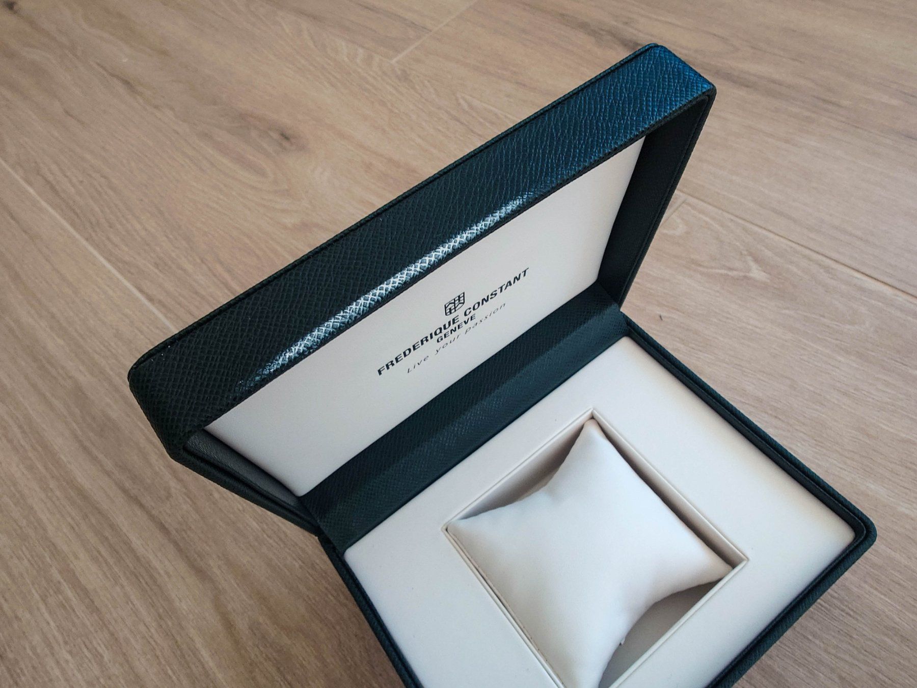 Boîtes de montres: Frederic Constant box – D'occasion à Epalinges par bracelet123 2