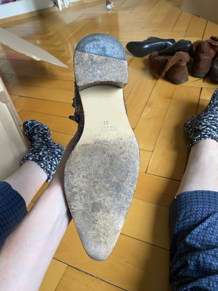 Scarpe da donna: Bottes LARA  37 violettes serpent et cuir – Usato da Küssnacht am Rigi venduto da CALIFRASQUI 6