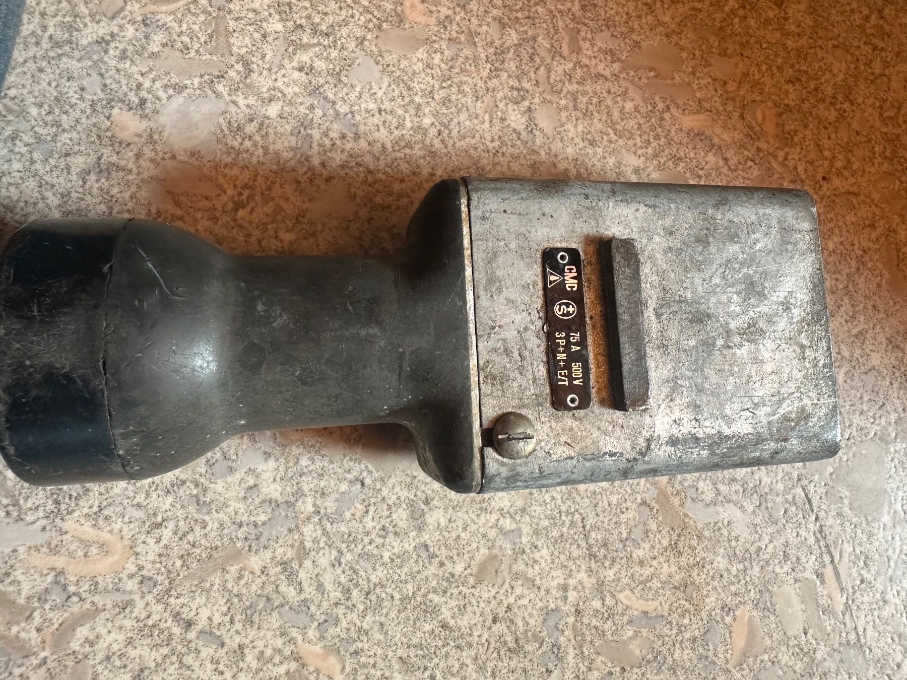 Stecker: Stecker und Kupplung J 75 /5Polig – Gebraucht aus Huttwil von Bolpa 2