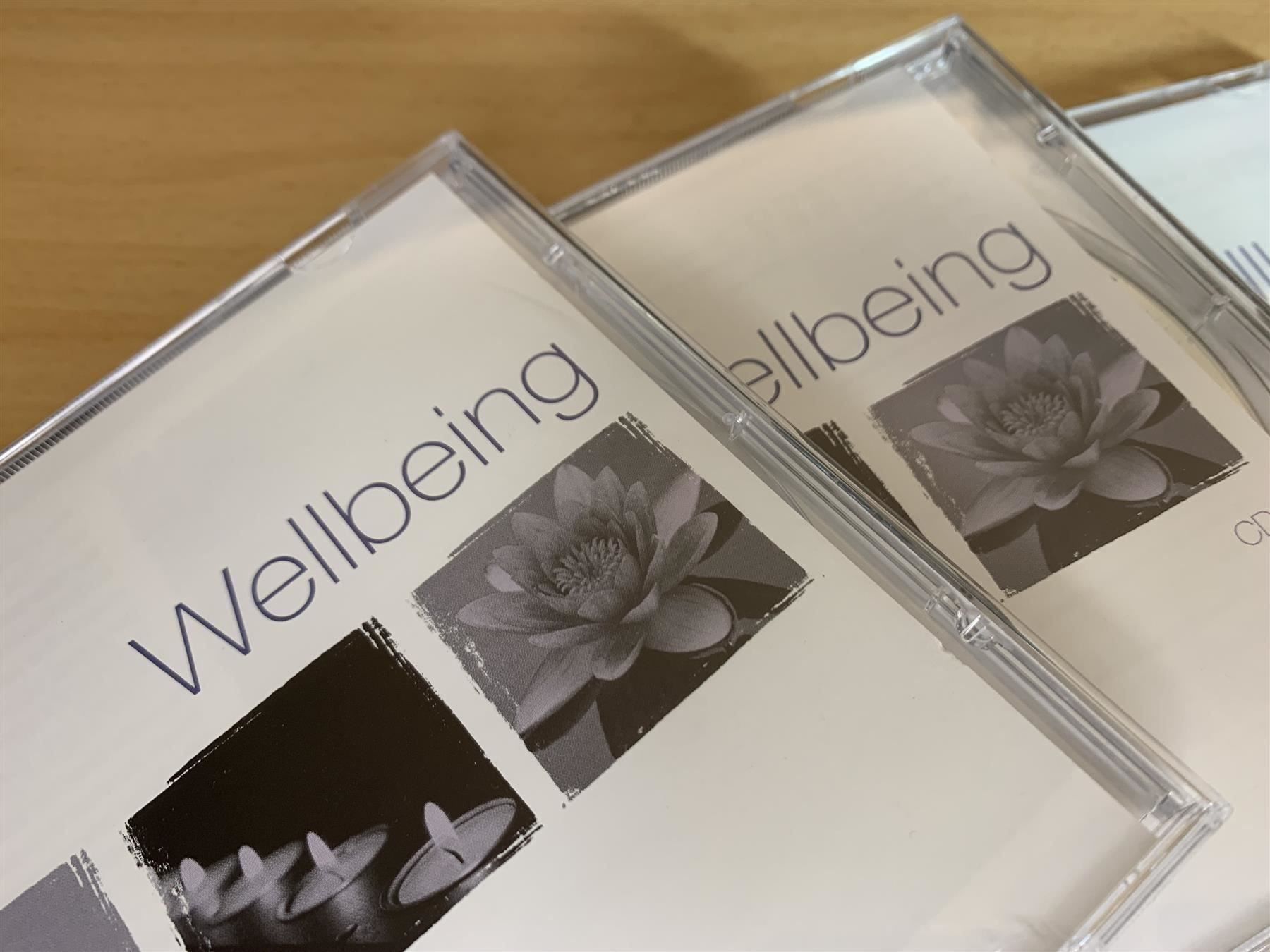 CD: Wellbeing - Deluxe Edition - 3 CD – Usato da Rikon im Tösstal venduto da Alpenmutz 2
