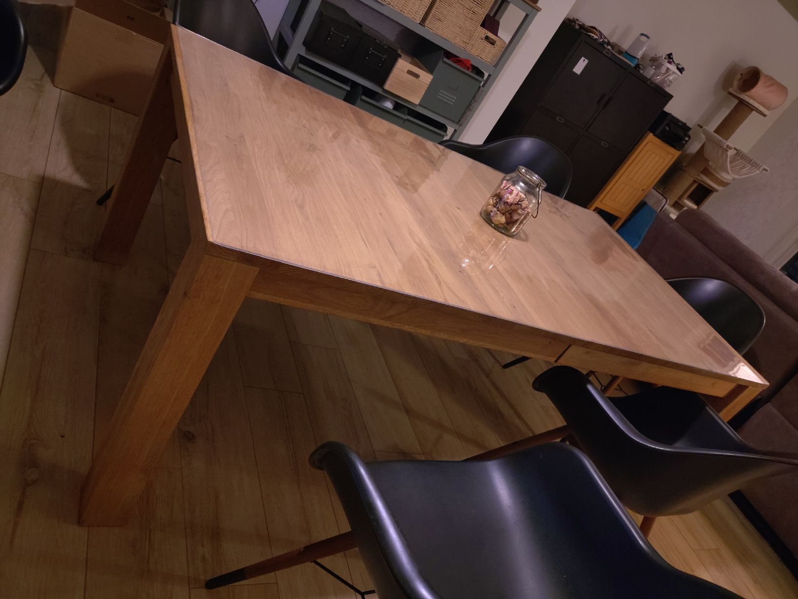 Tavoli: table en chêne massif superbe – Usato da Villarsel-Gibloux venduto da car_xdp9