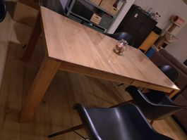 table en chêne massif superbe