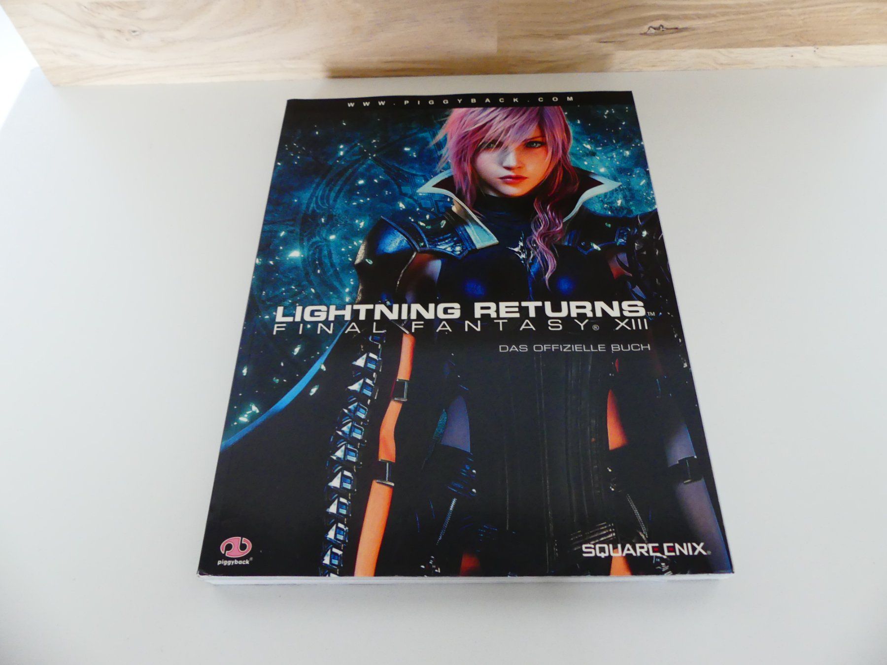 Libri: Final Fantasy XIII - Lightning Returns - Lösungsbuch – Usato da Bassersdorf venduto da retrolab 2