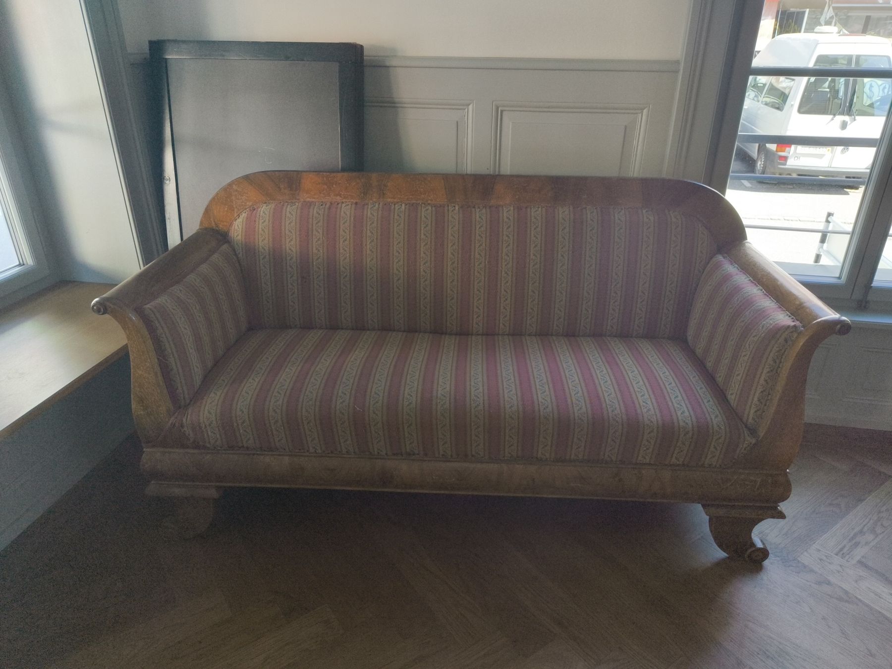 Sofas: Biedermeier Sofa ab 1.- CHF – D'occasion à Bern par Ghanem
