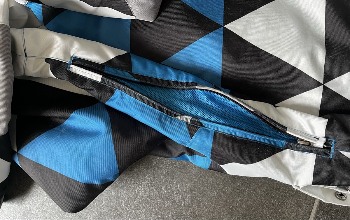 Quiksilver Vestes: Veste QuickSilver taille M – D'occasion à Bière par Rapertuis 5