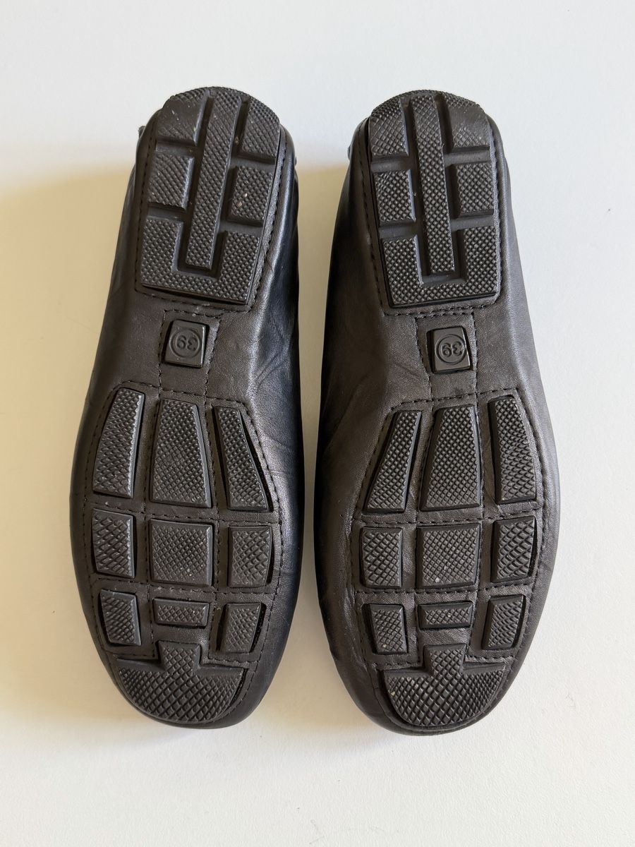 Prada Scarpe da donna: Prada Loafer schwarz Leder Gr 39 – Usato da basel venduto da j_4056 2