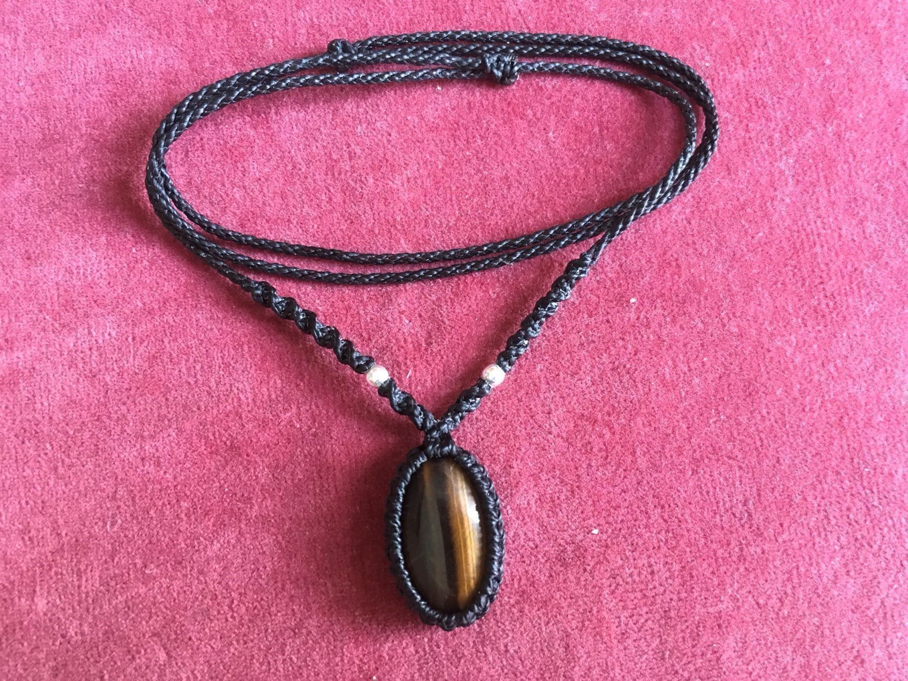 Catenine: Tigerauge aus Brasilien / Kette – Nuovo e nell'imballaggio originale da Zürich venduto da MEVAS-Schmuck