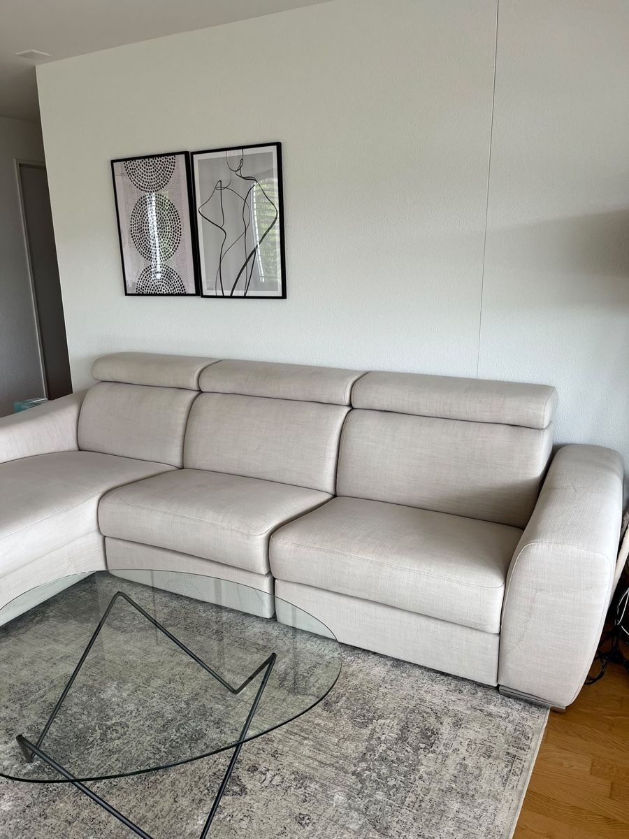 Livique Sofas: Ecksofa hellbeige Stoff mit Relaxfunktion – D'occasion à Küssnacht am Rigi par edo_7ww7 1