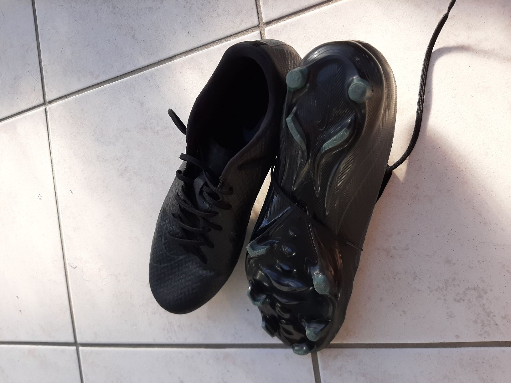 Nike Scarpe da uomo: Fussballschuh 45 – Usato da Krauchthal venduto da romsol 1