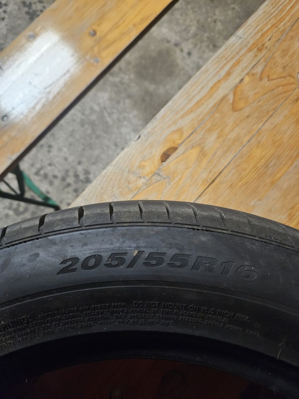 Pneus & Kompletträder: neue Pneus 205/55R16 – Neu und originalverpackt aus Gondiswil von mic_c97w 2