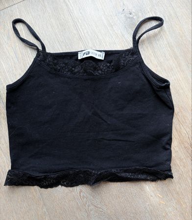 Lot de 5 débardeurs femme taille XS/S divers coloris