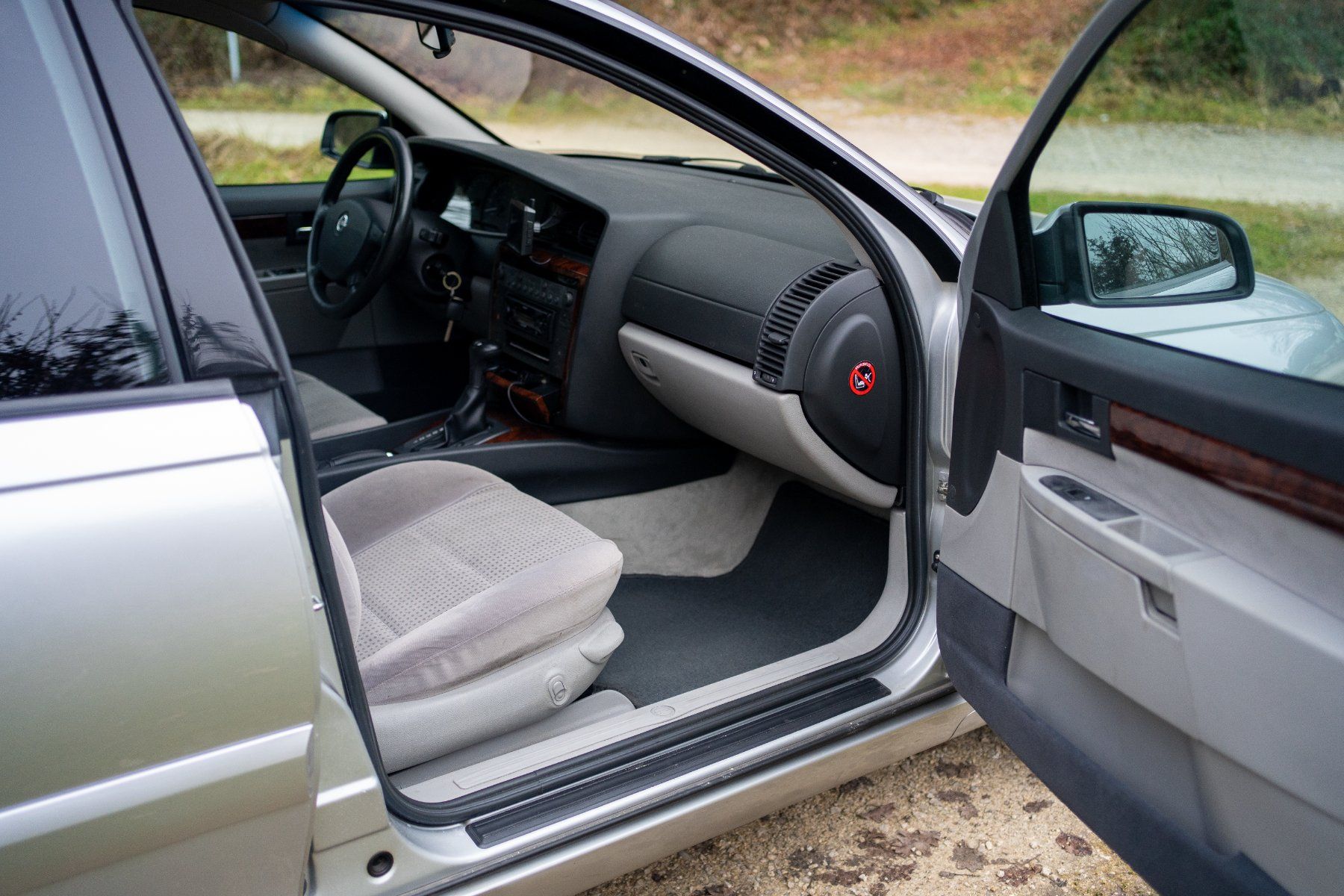 Opel Automobili: Opel Omega B 2.6 V6 – Usato da Matzendorf venduto da oepfel87 5