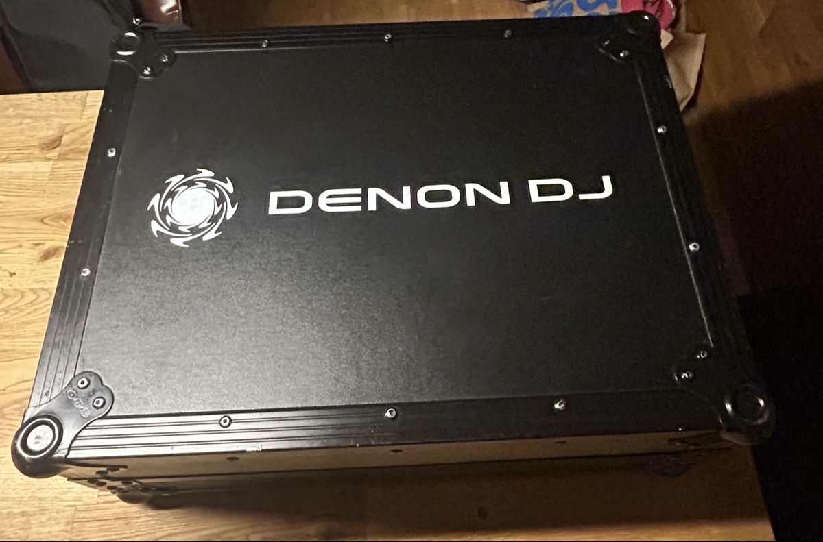 Denon Console di mixaggio: Denon DJ DN-MC6000 DJ-Controller im Flightcase gebraucht – Usato da Buchs AG venduto da ElMariachi78 3