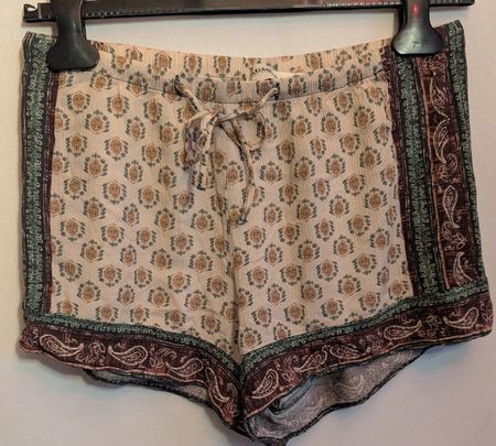 kurze Shorts Bohemian Tribal Sommer Hose Gr. S beige